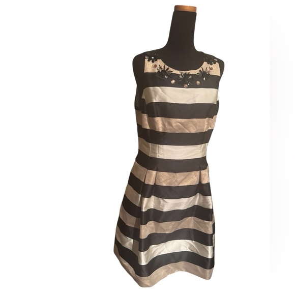 ELIZA J Black White Gold Striped A-Line Dress Sz 8P Medium Bloomingdales Jewels - Picture 9 of 13